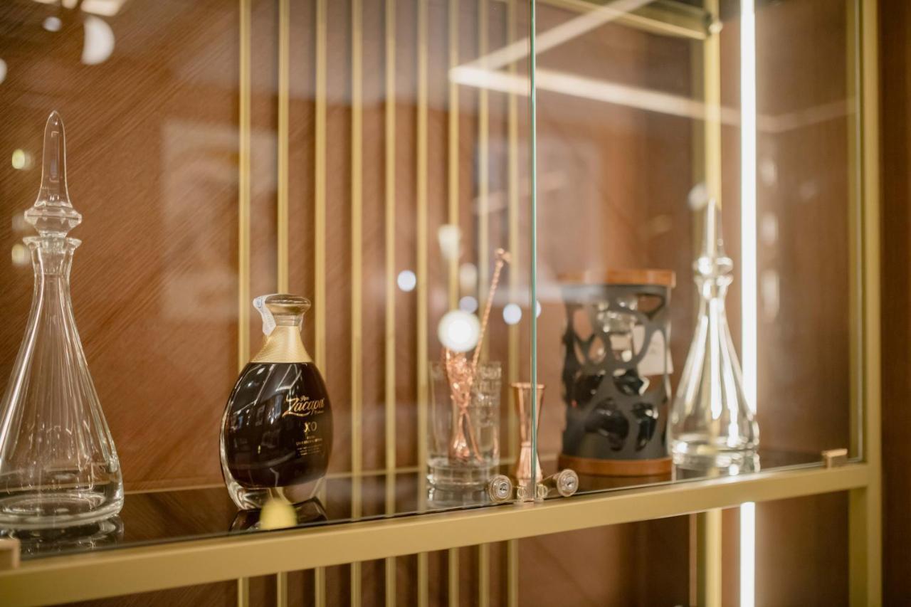 Myr Palacio Vallier บาเลนเซีย ภายนอก รูปภาพ The perfume museum