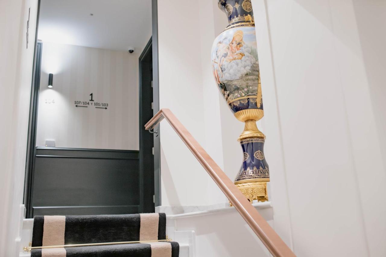 Myr Palacio Vallier บาเลนเซีย ภายนอก รูปภาพ Staircase
