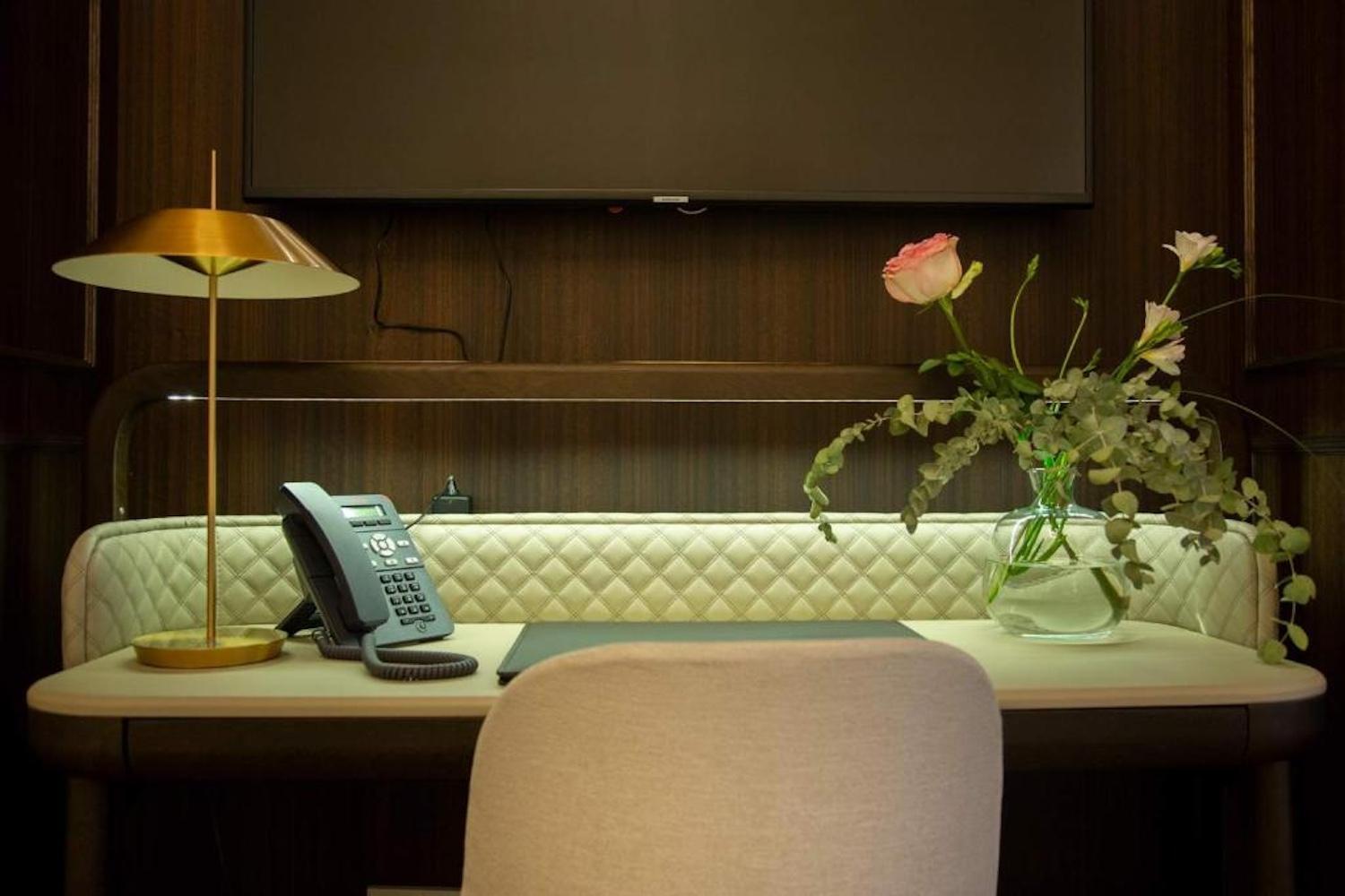 Myr Palacio Vallier บาเลนเซีย ภายนอก รูปภาพ A room at the hotel