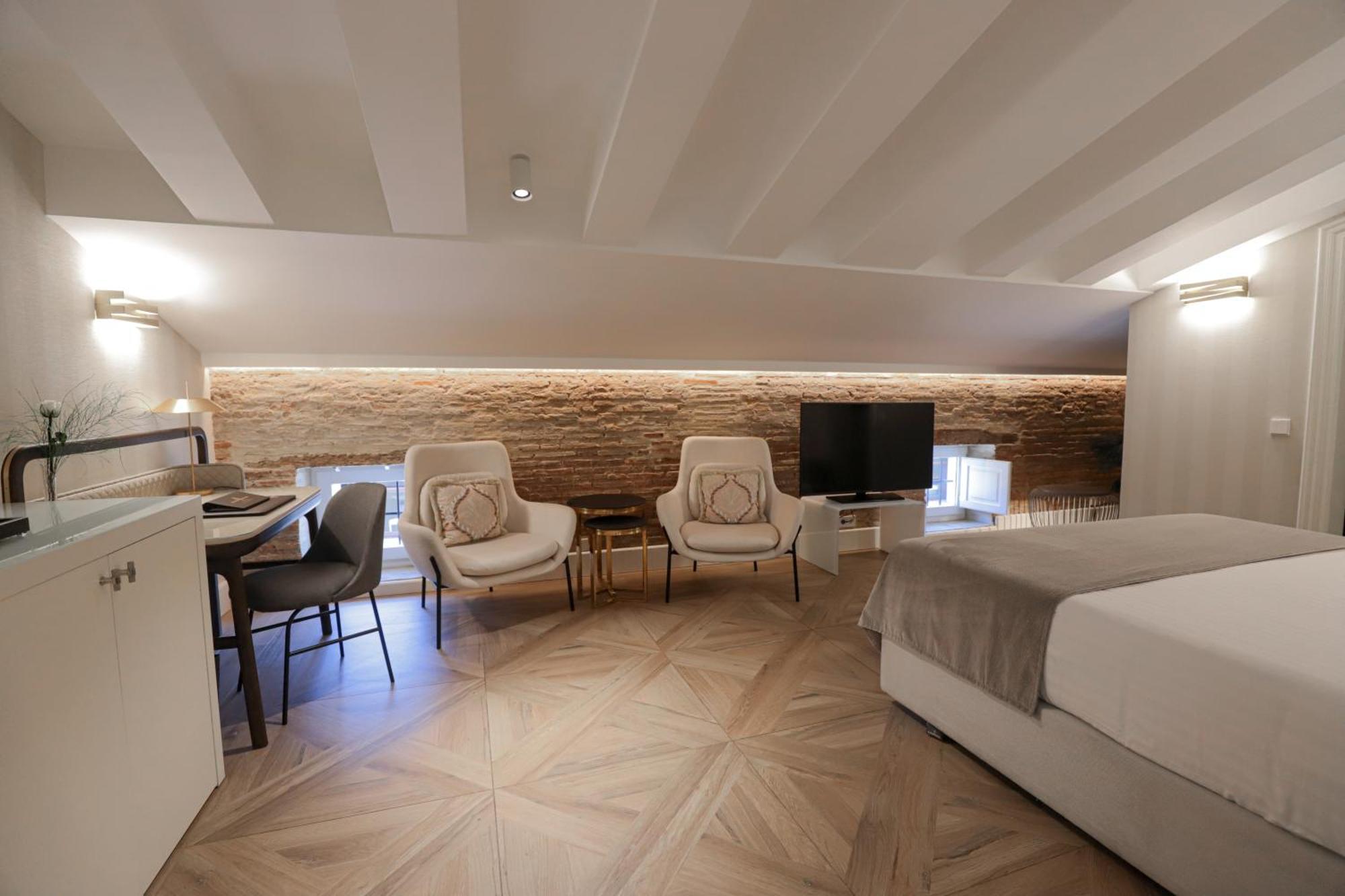 Myr Palacio Vallier บาเลนเซีย ภายนอก รูปภาพ A room at the hotel