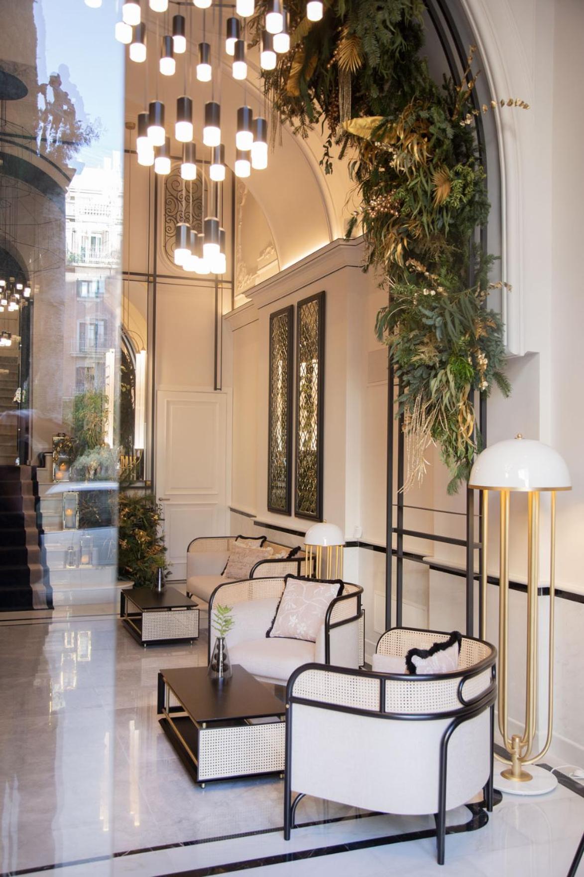 Myr Palacio Vallier บาเลนเซีย ภายนอก รูปภาพ The lobby of the hotel