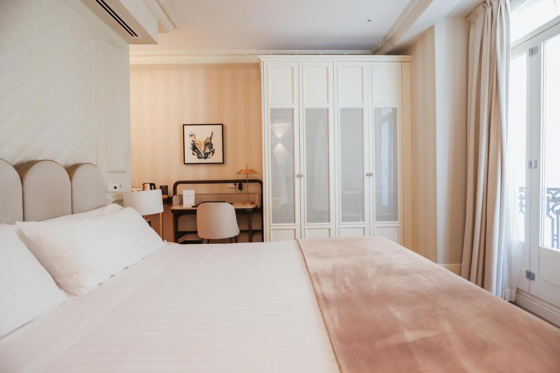 Myr Palacio Vallier บาเลนเซีย ภายนอก รูปภาพ A room at the hotel